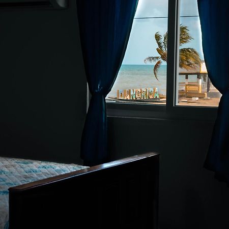 Bonefish Hotel Dangriga Bagian luar foto