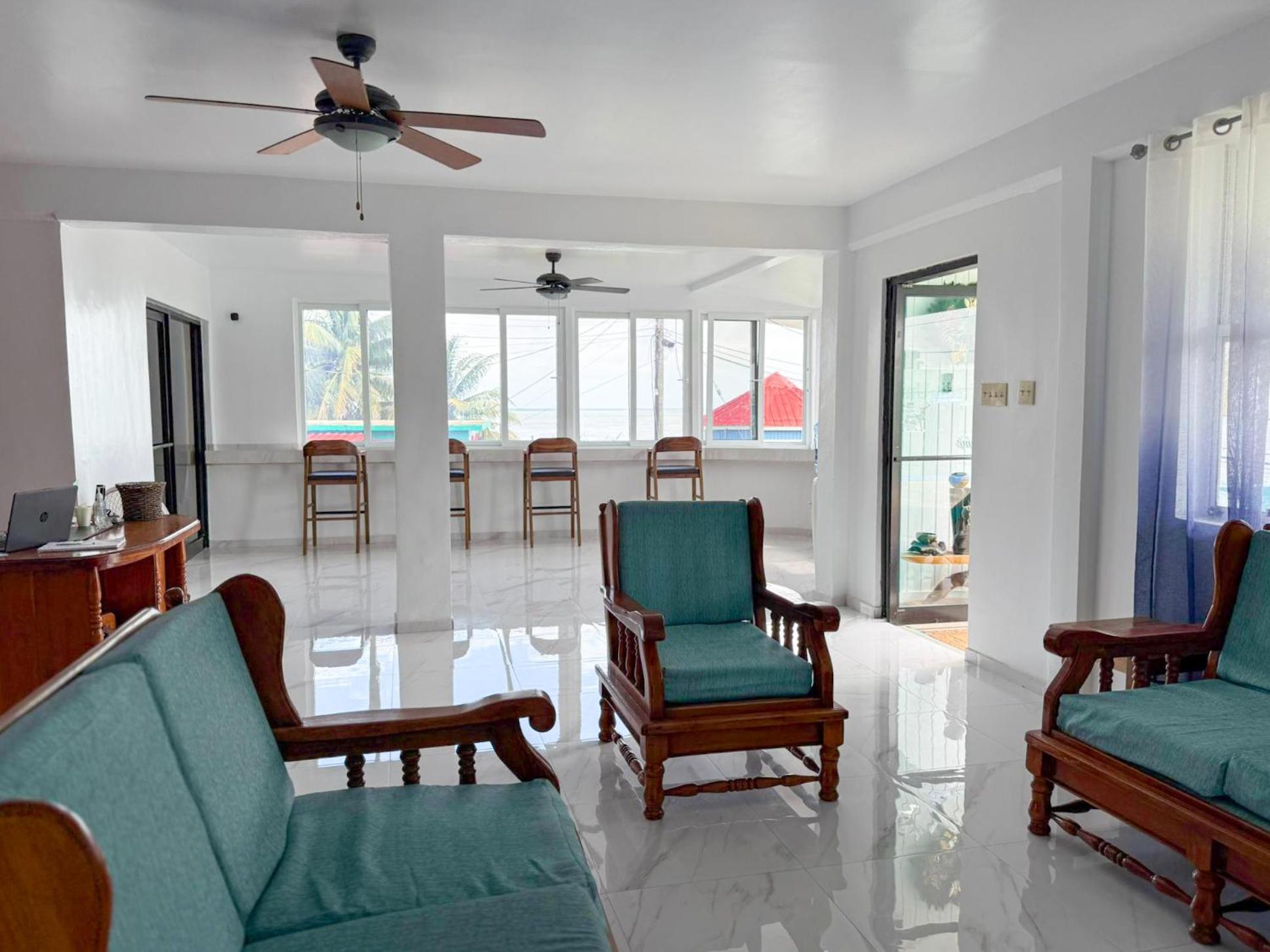 Bonefish Hotel Dangriga Bagian luar foto