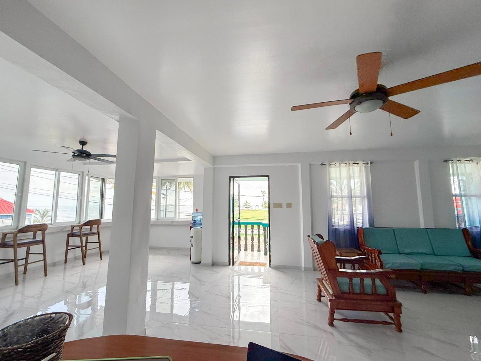Bonefish Hotel Dangriga Bagian luar foto
