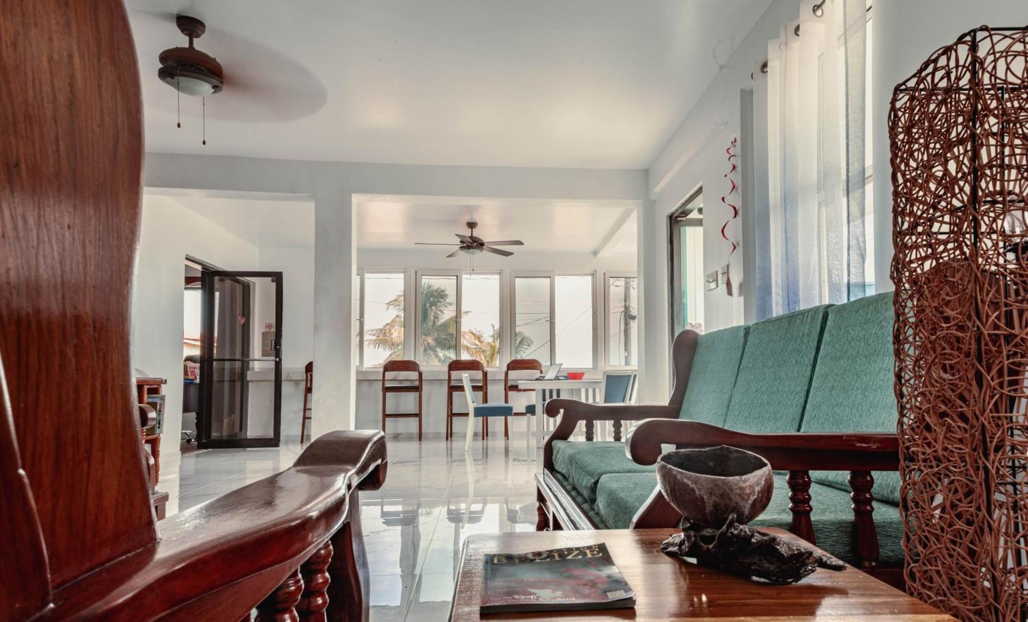 Bonefish Hotel Dangriga Bagian luar foto