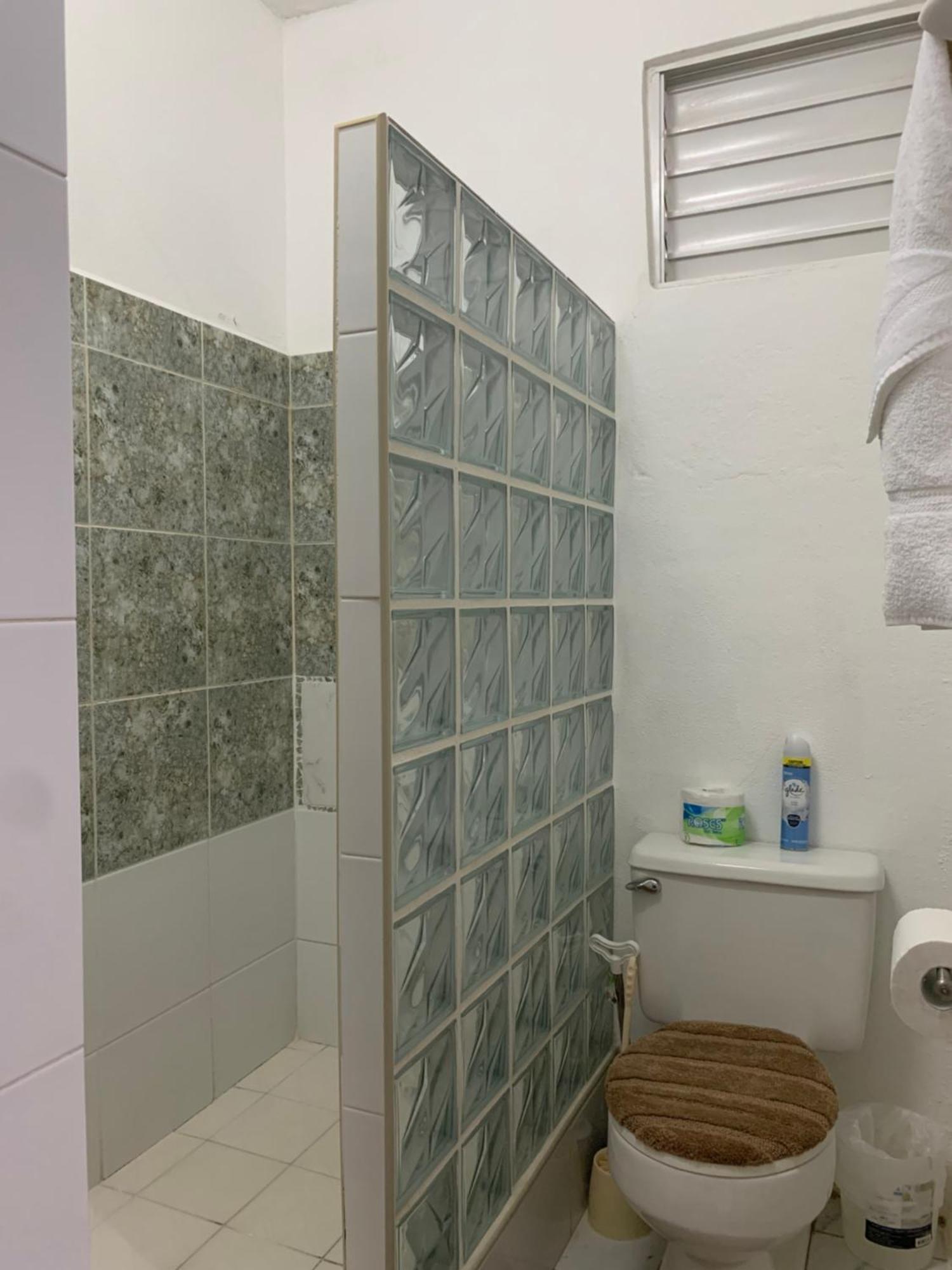Bonefish Hotel Dangriga Bagian luar foto